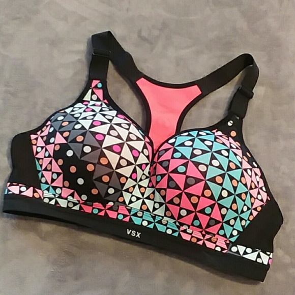 Victoria's Secret Other - VSX Sport women's size 38C sports bra